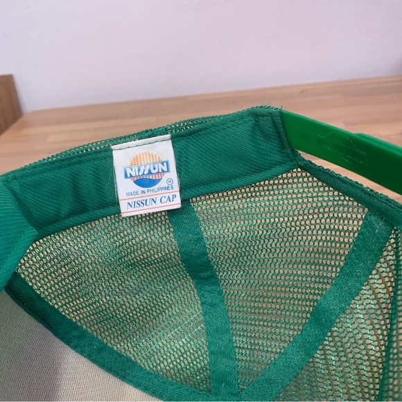 Vintage John Deere Logo Mesh Back Trucker Hat Adjustable Snap Back NISSIN Cap - Picture 7 of 7